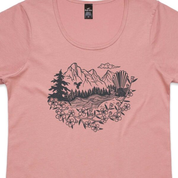Fantail River Womens Rose t-shirt